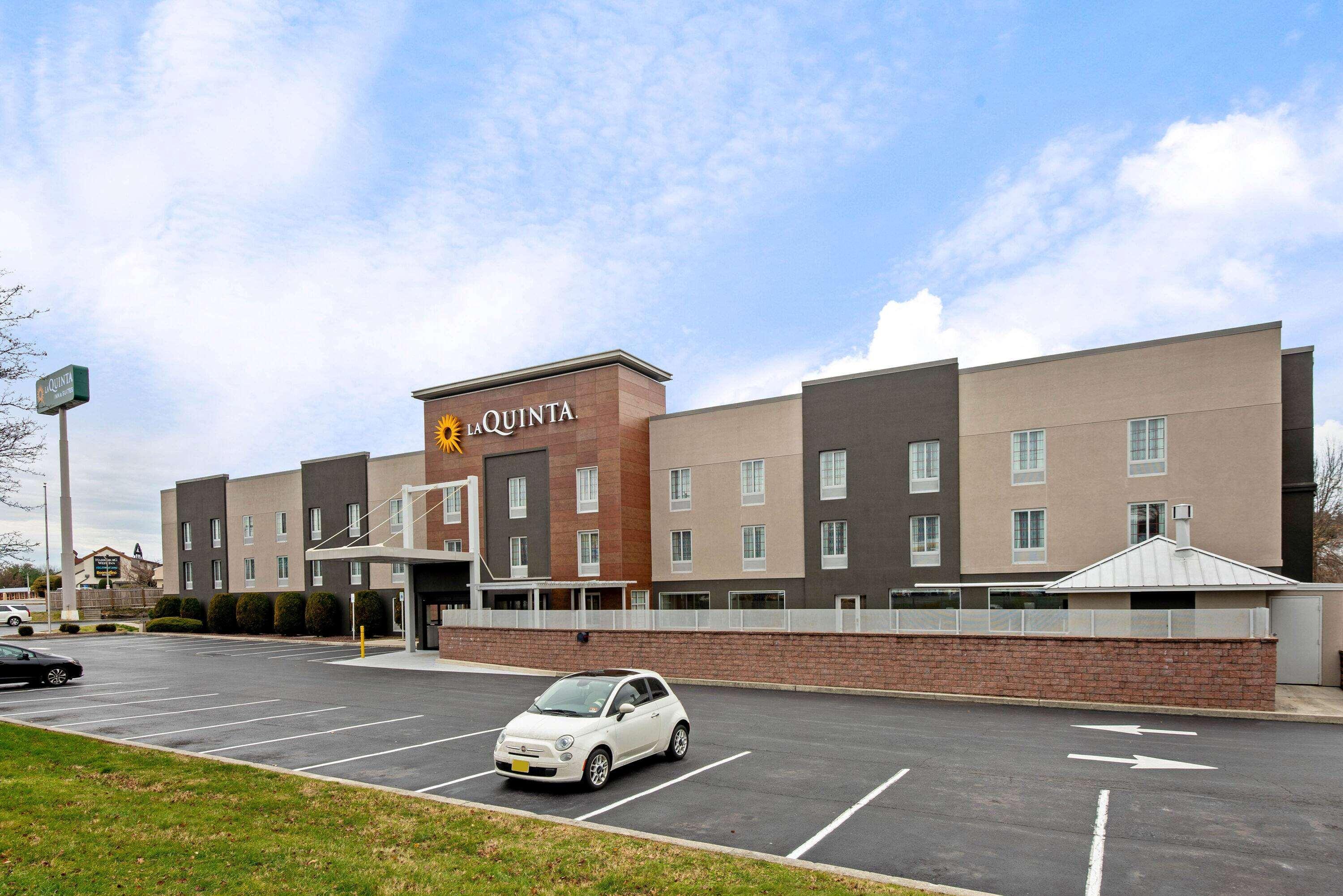 מלון La Quinta By Wyndham New Cumberland - Harrisburg מראה חיצוני תמונה
